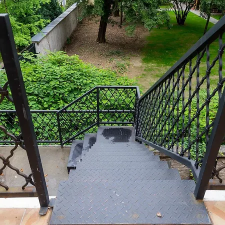 Villa Andrassy Residency *